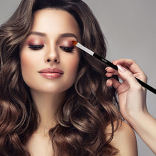 Load image into Gallery viewer, Inchis Eyeshadow Brush (IPH-22)
