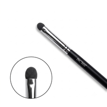 Load image into Gallery viewer, Inchis Eye smudger Brush (IPH-33)
