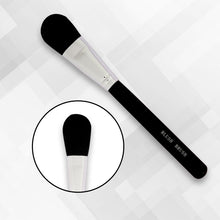 Load image into Gallery viewer, Inchis Small Blush Brush(IPY-07)
